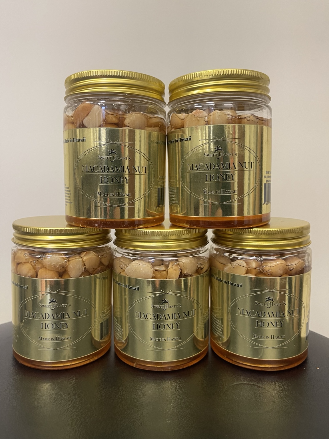 SweetHaato Macadamia Nut Honey jars